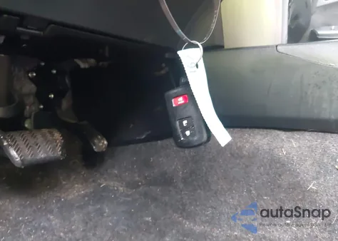 2017 Toyota Rav4 Hybrid Xle from USA, damaged, VIN JTMRJREV4HD084633